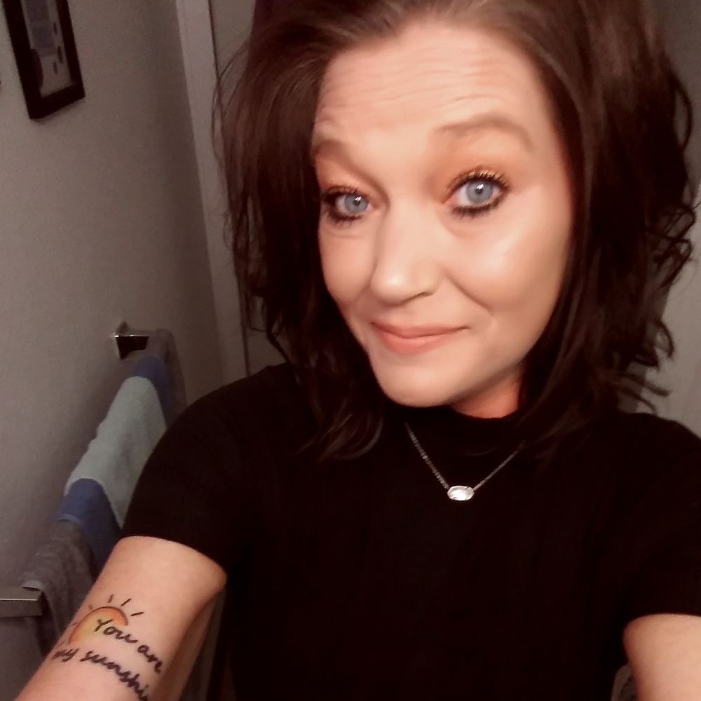 Meet your Posher, April